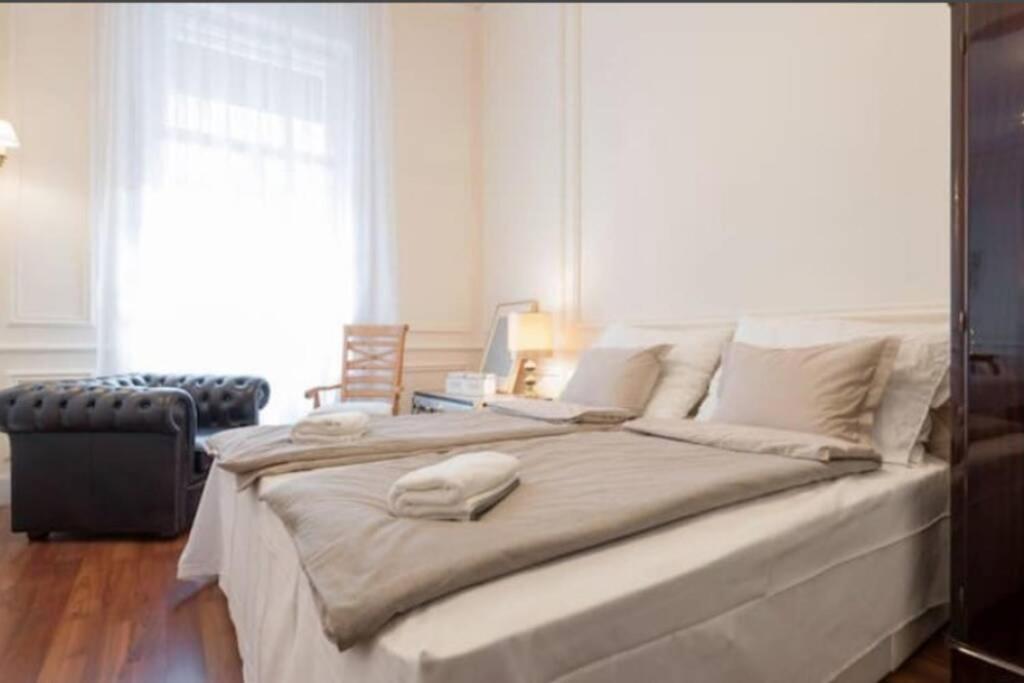 Luxury Art Deco Suite Close To Museum Of Fine Arts Budapeste Exterior foto